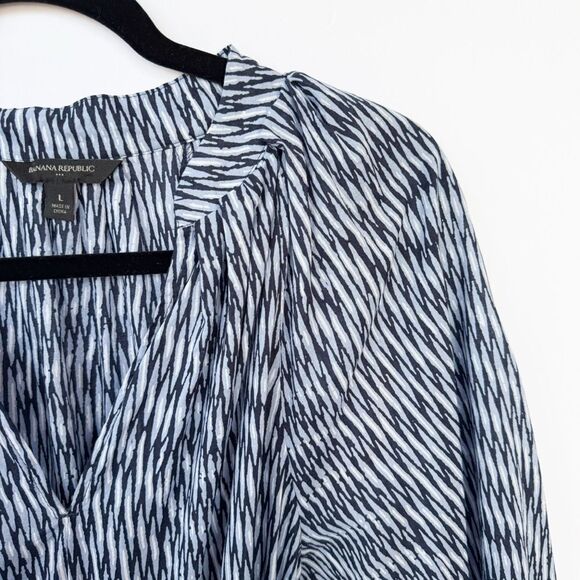 Banana Republic Factory Navy and Light Blue Ikat  Long Sleeve Peplum Blouse - Picture 5 of 11